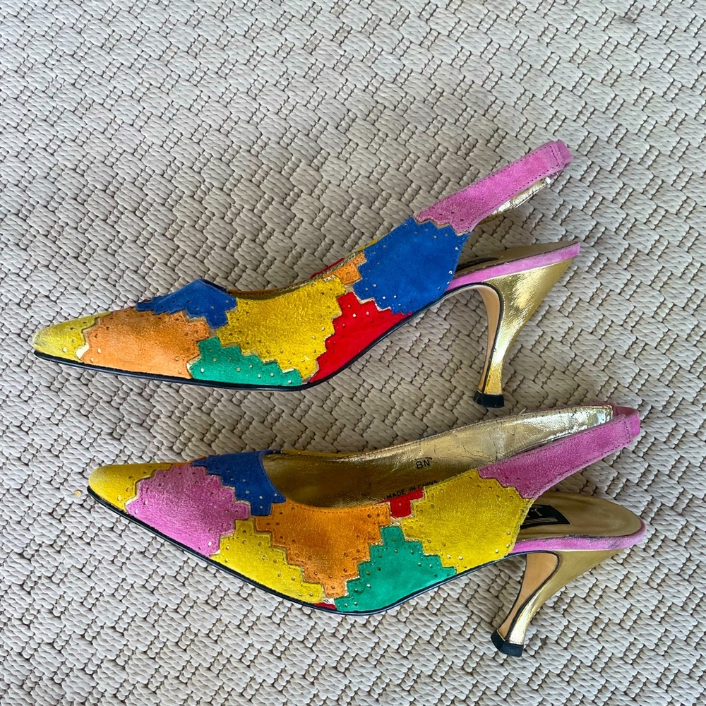 Funky Vintage J. Reneé heels!